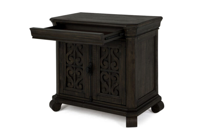 The Bellamy Bachelor Chest is warm and inviting and has a peppercorn finish