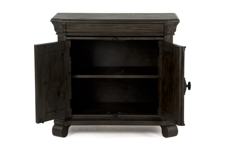 The Bellamy Bachelor Chest is warm and inviting and has a peppercorn finish