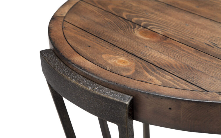 Yukon Table - detail