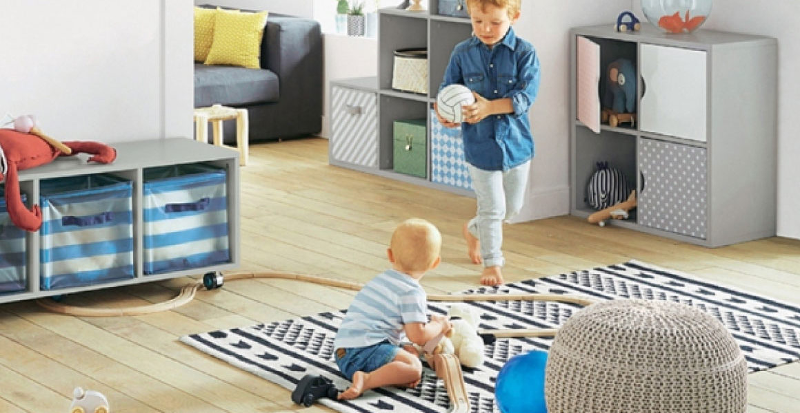 Black & White Contrast Rug room