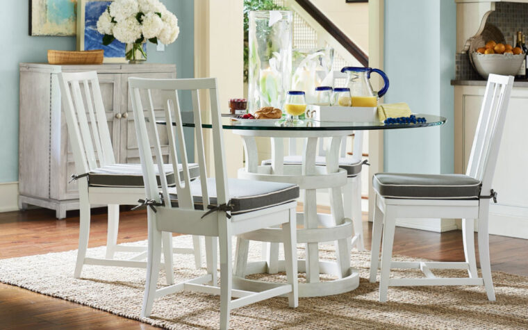 Escape Dining Table room shot