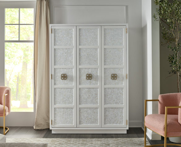 Universal - declutter - Peony armoire