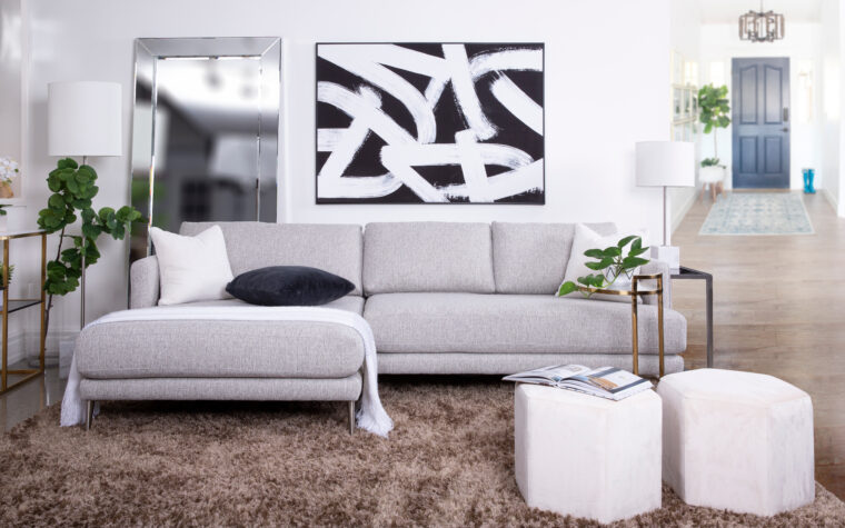 Sectional with lounger in living room 