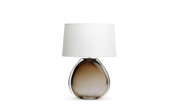 Oriole glass table lamp by Flow Decor.