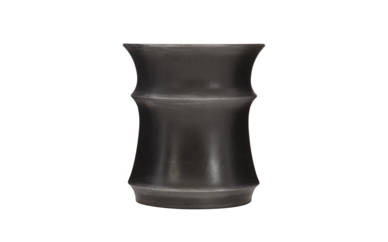 round maya outdoor table in a black finish
